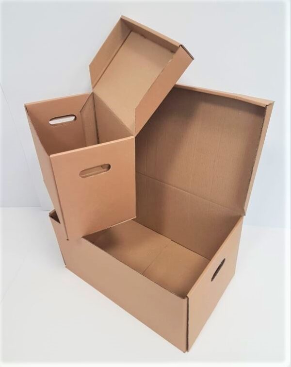scatola; imballaggio; cartone ondulato; scatola americana